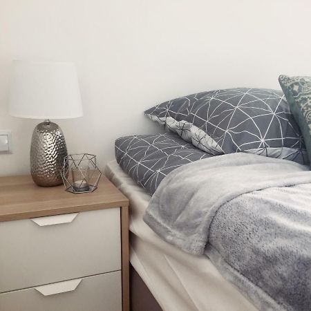 77 Krasnicka Apartman Lublin Kültér fotó